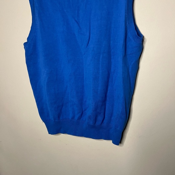 Izod Cotton Sweater Vest - Picture 8 of 8